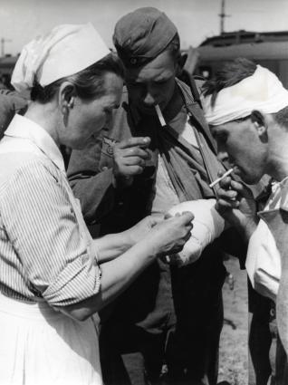 WWII_Nurse_battle